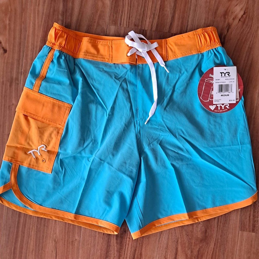 NWT Men's TYR Boardshorts Size Medium